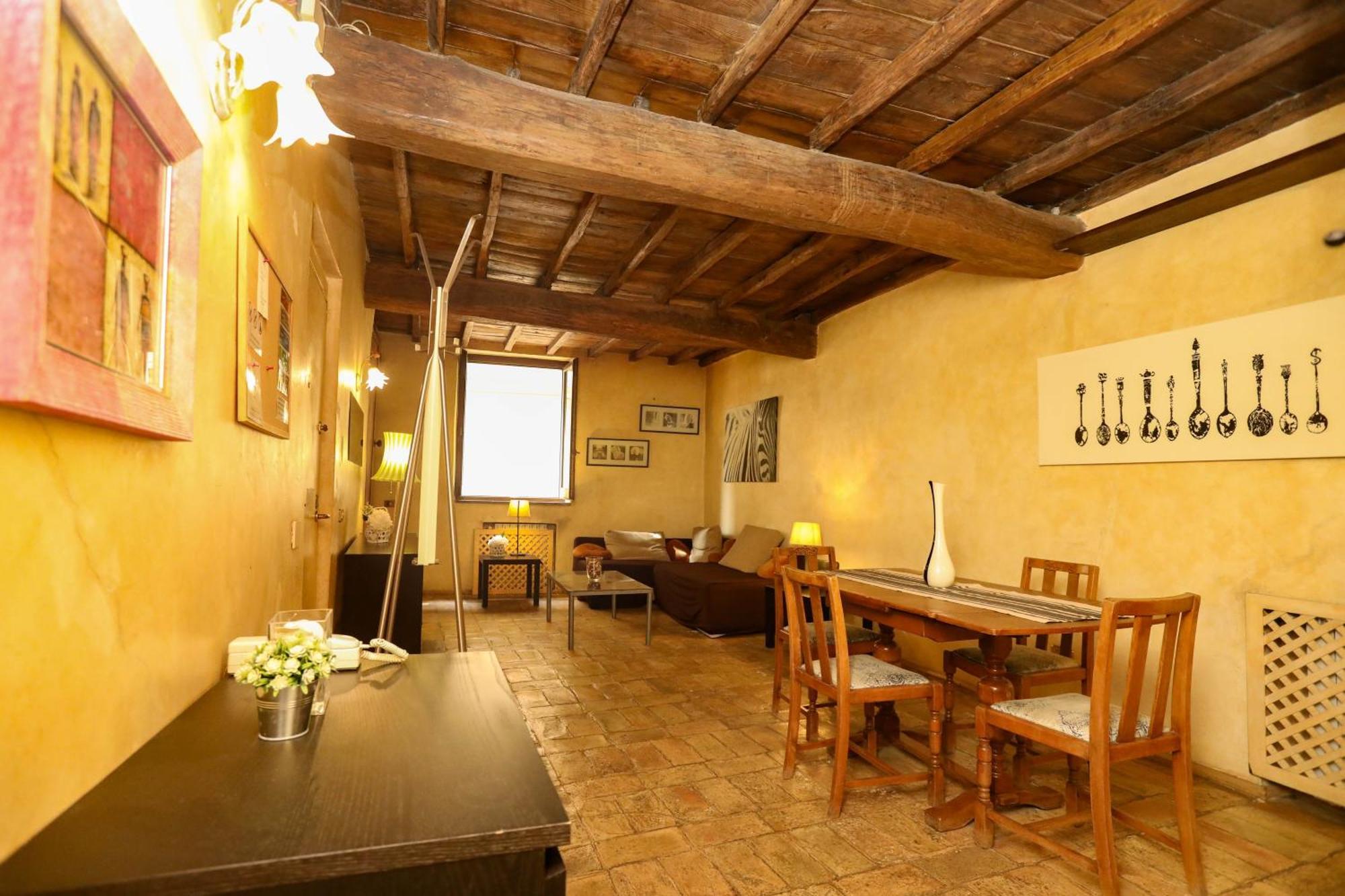 Domus Antica Navona Apartment