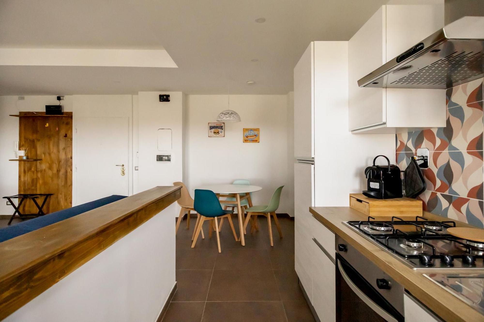Apartment Stepahouse Zona San Paolo Elegante Bilocale A 2 Minuti Dalla Metro B Rome