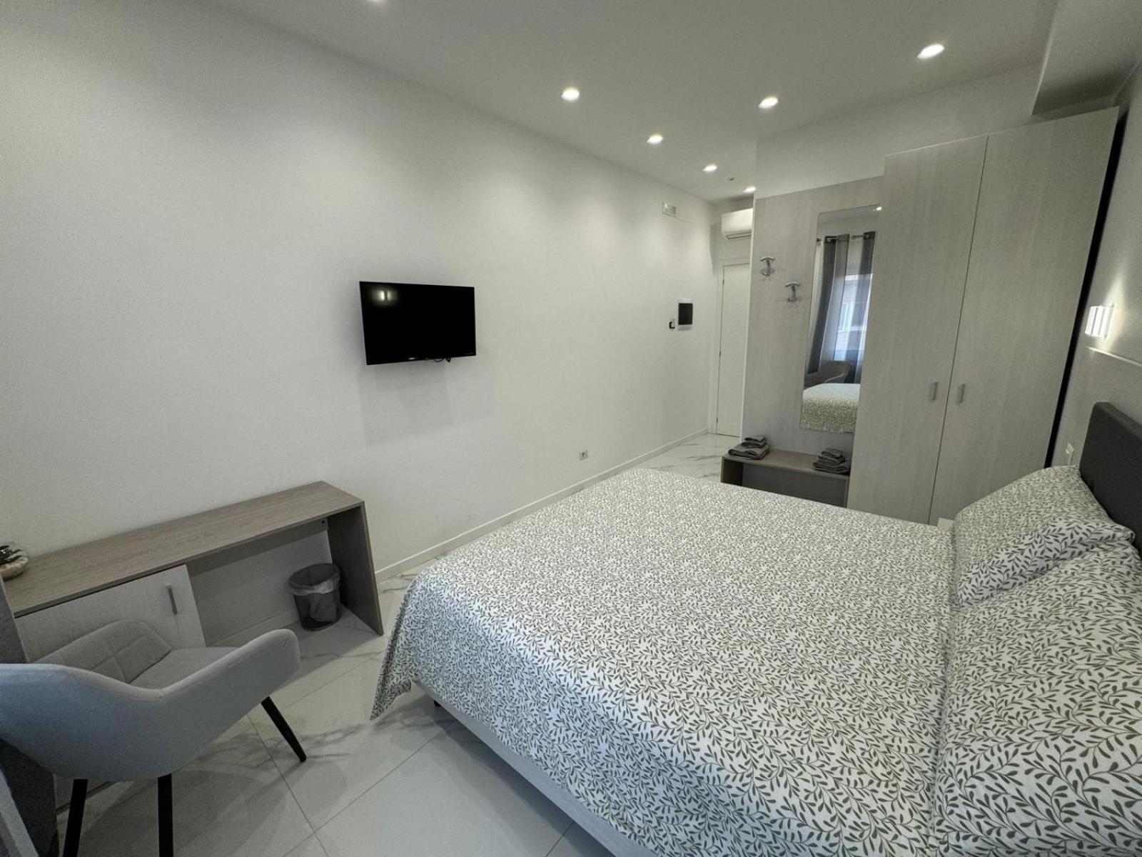 Alba White Guest house