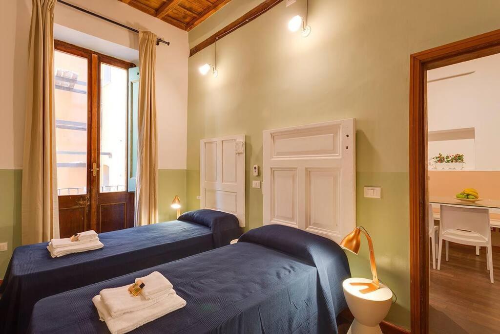 Apartment Romac Baullari Iii - Family In Campo De Fiori Rome