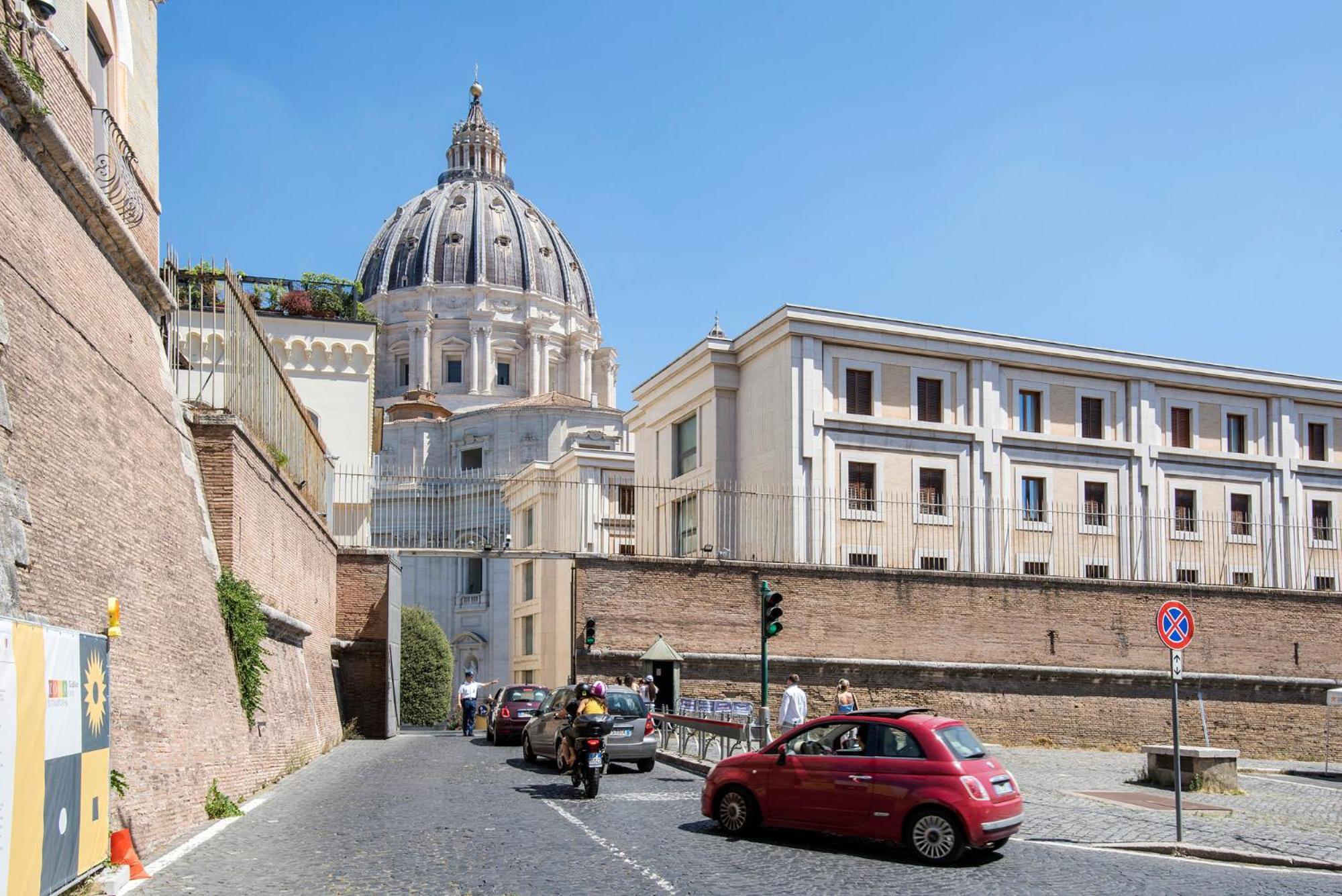 Casa Marchese Lucia * Rome