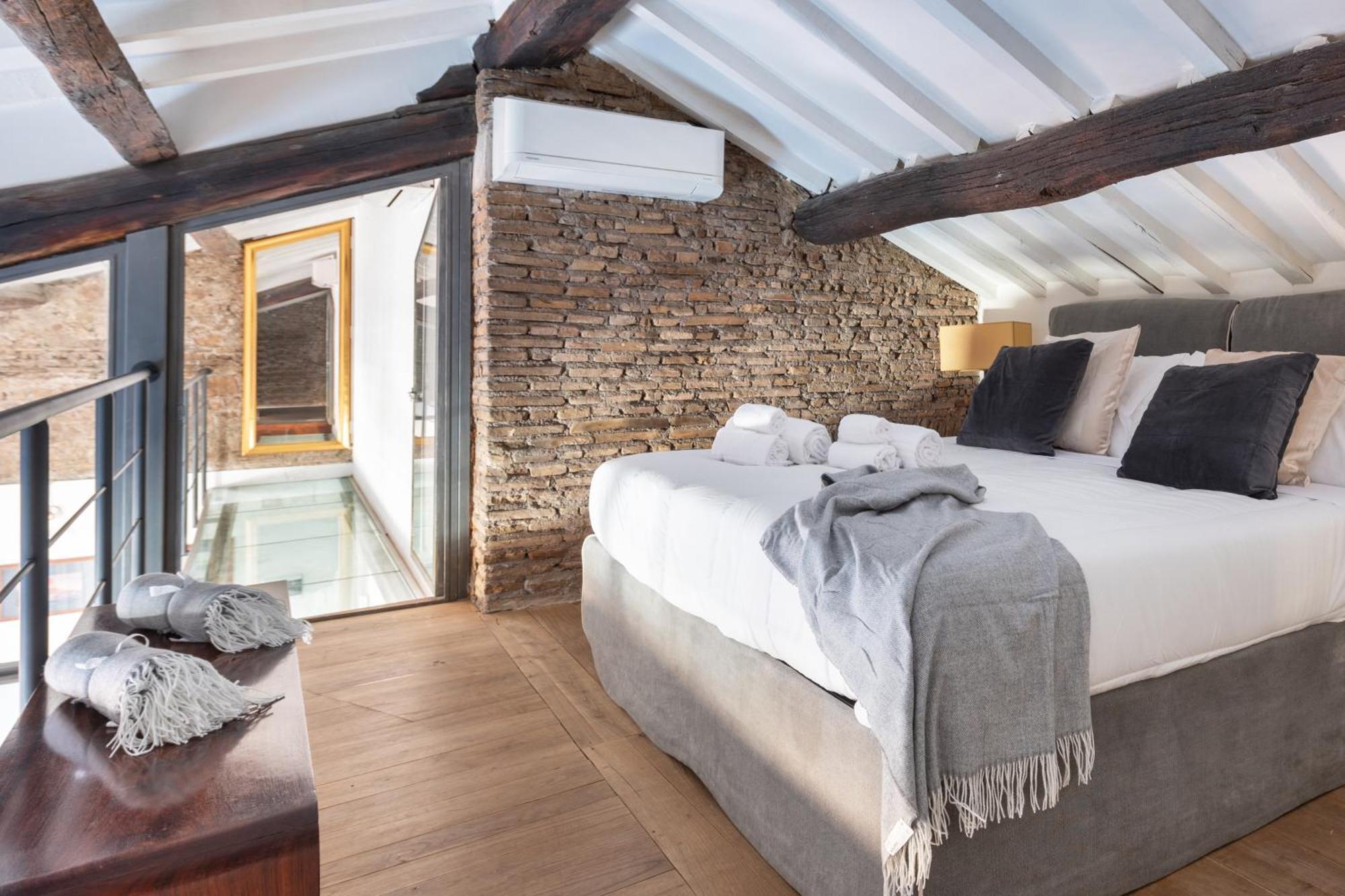 The Charming Attic - Piazza Di Spagna Area