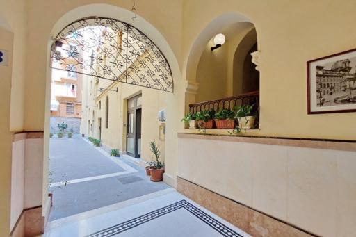 Monti Piano Terra Particolare *