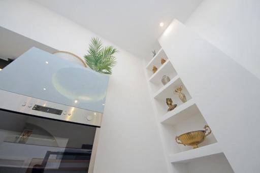 Apartment Monti Piano Terra Particolare *