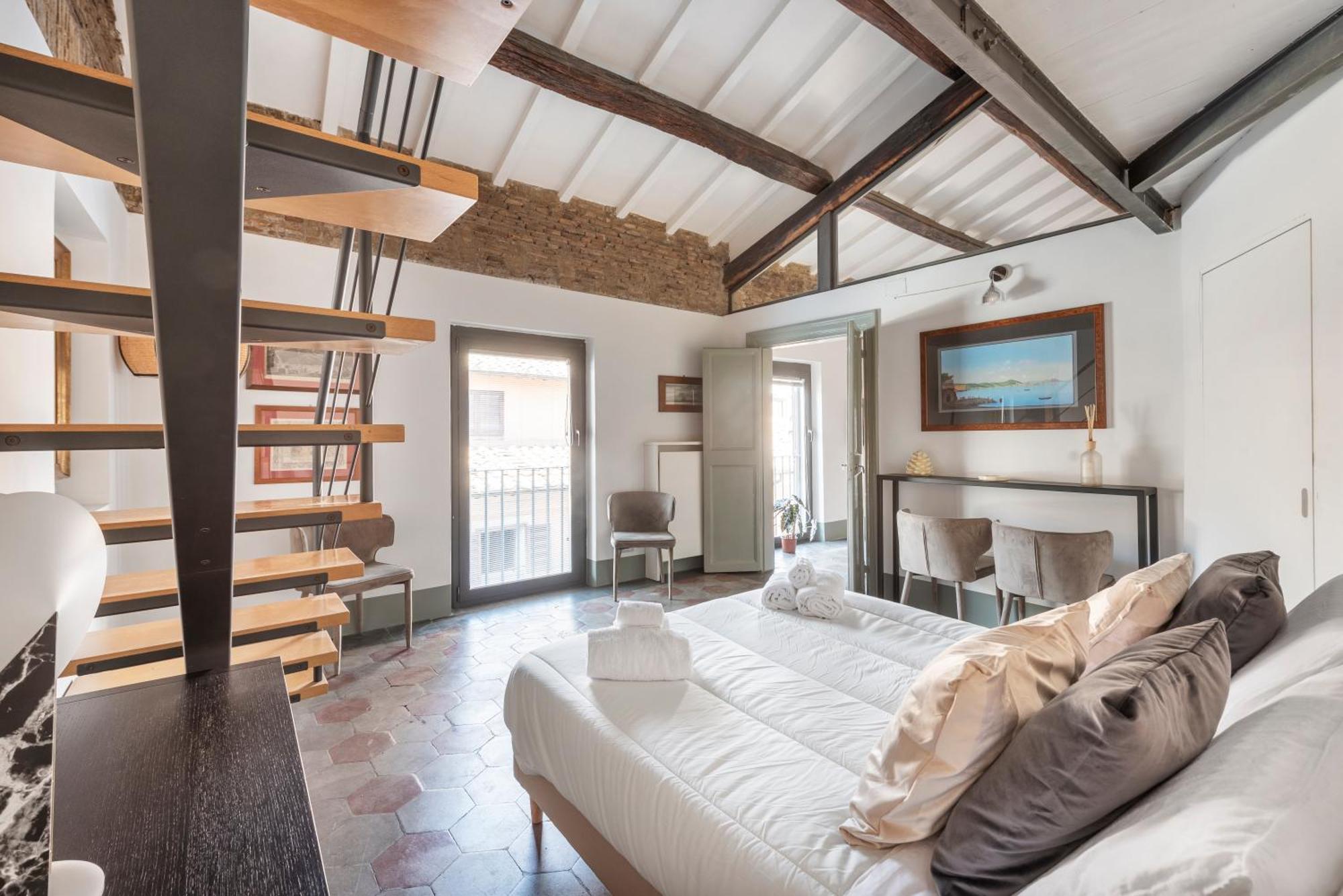 Appartamento The Charming Attic - Piazza Di Spagna Area *