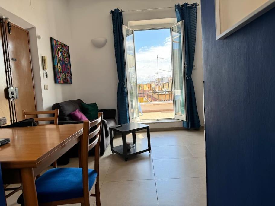 Blue Sky Apartment