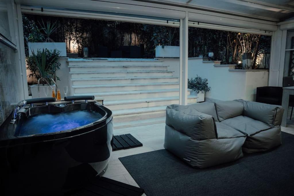 Vatican Garden Jacuzzi Apartment Rome