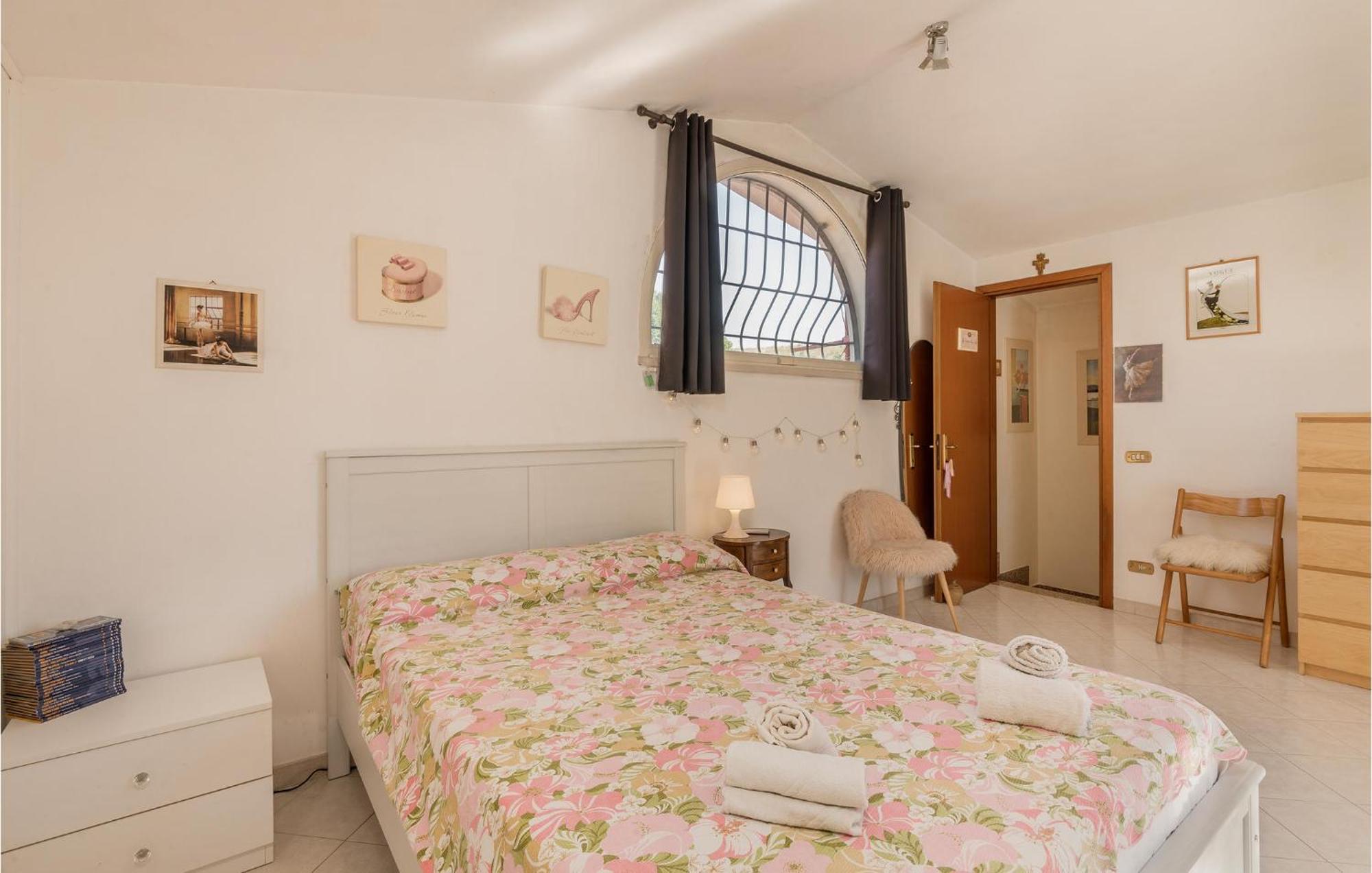 Amazing In With Wifi Holiday home