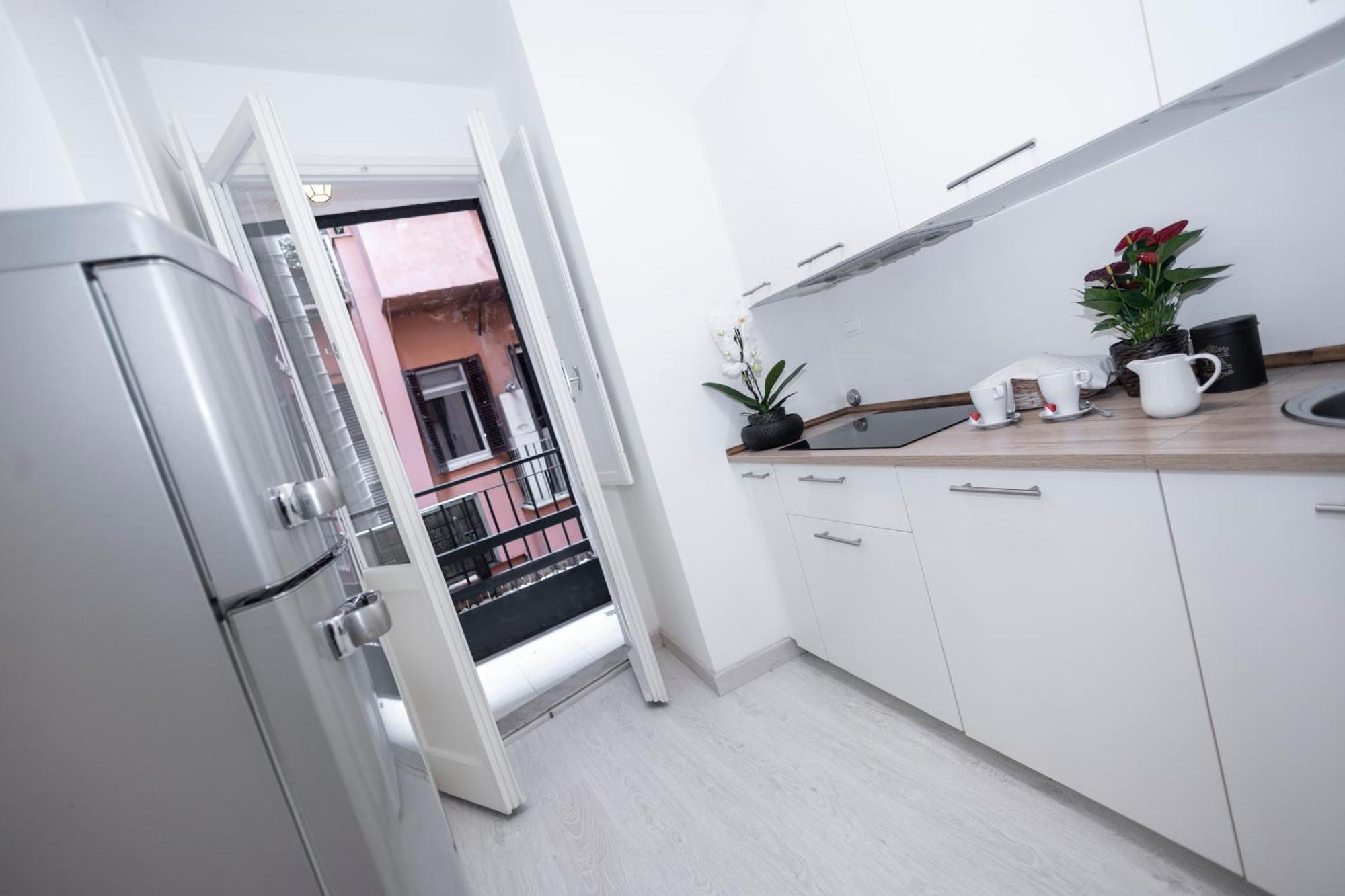 Studio 193 Babuino Rome