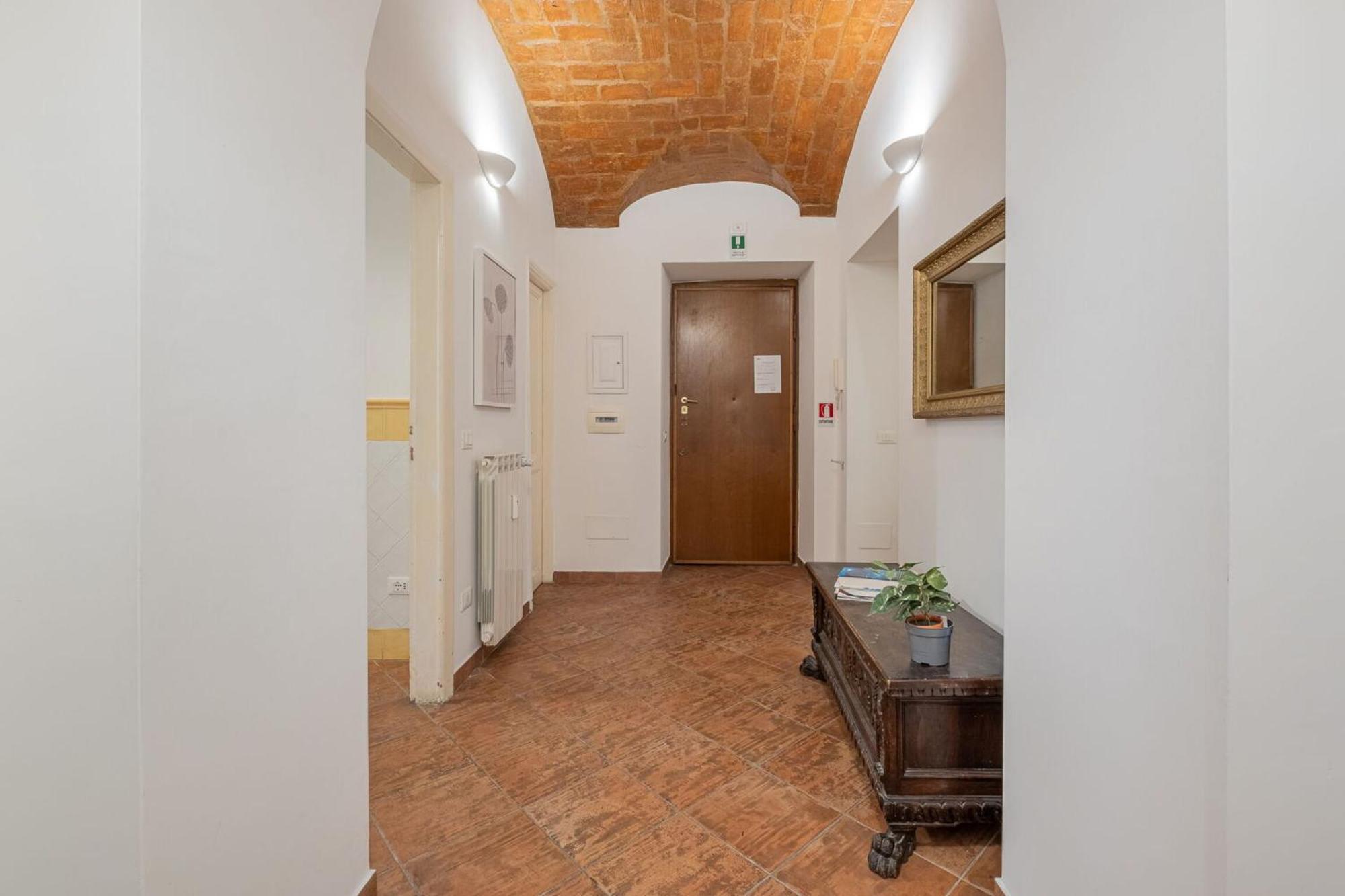 Apartment In Via Merulana By Halldis Rome
