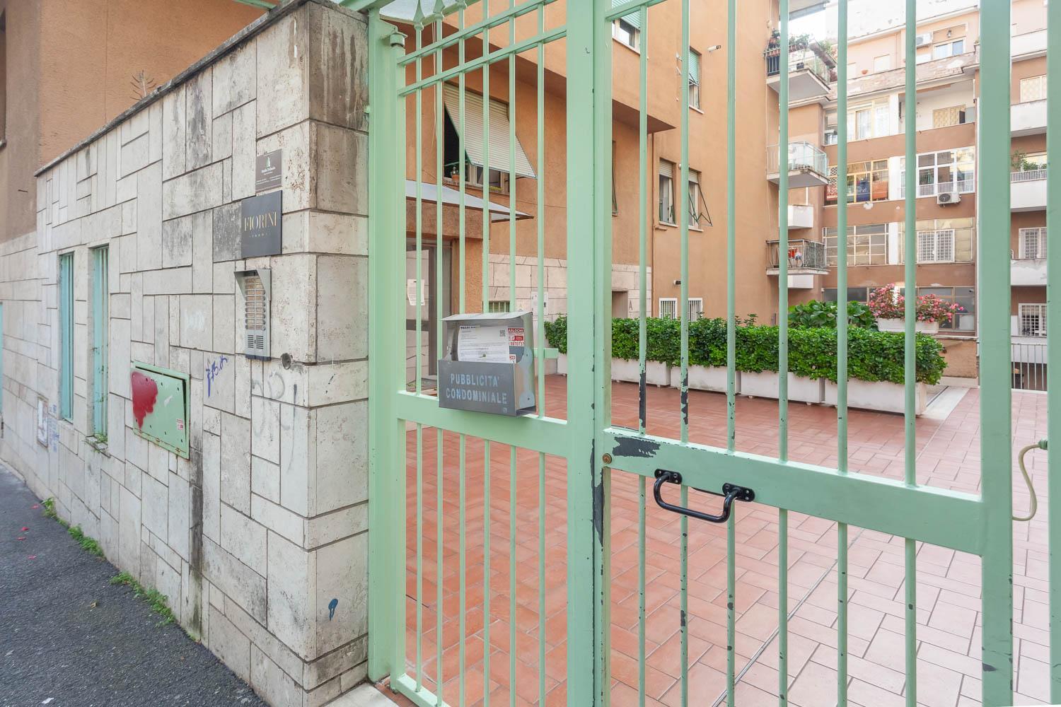 Fiorini - Guest house *
