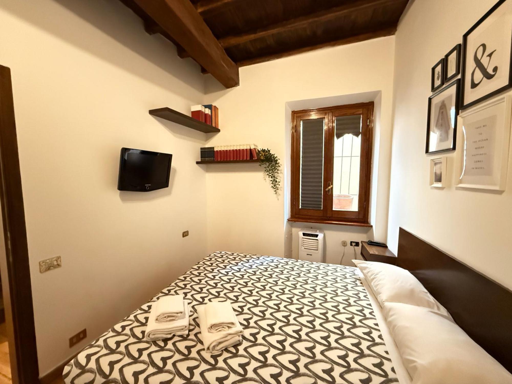 Lovelyapt Pantheon Apartment *