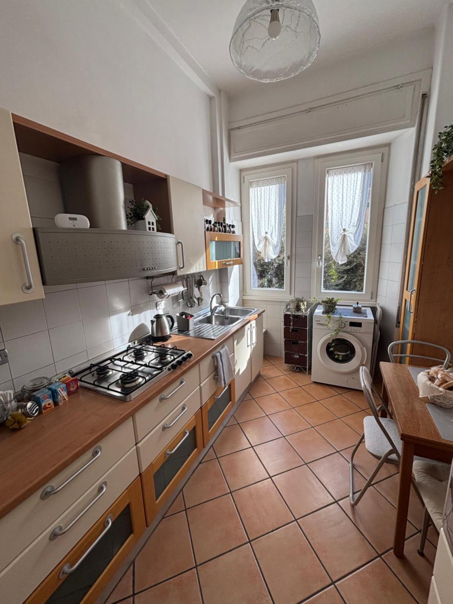 Apartment Sweet Anna