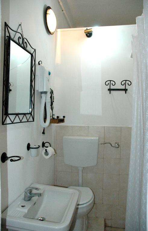Central Station Low Cost Apartment Rome