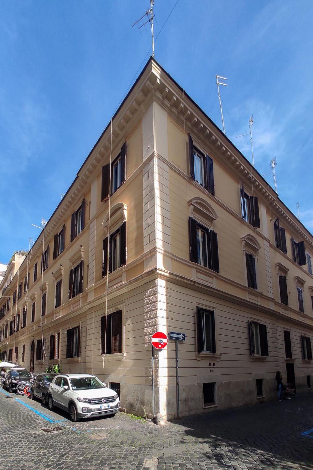 Rossovino A Apartment Rome