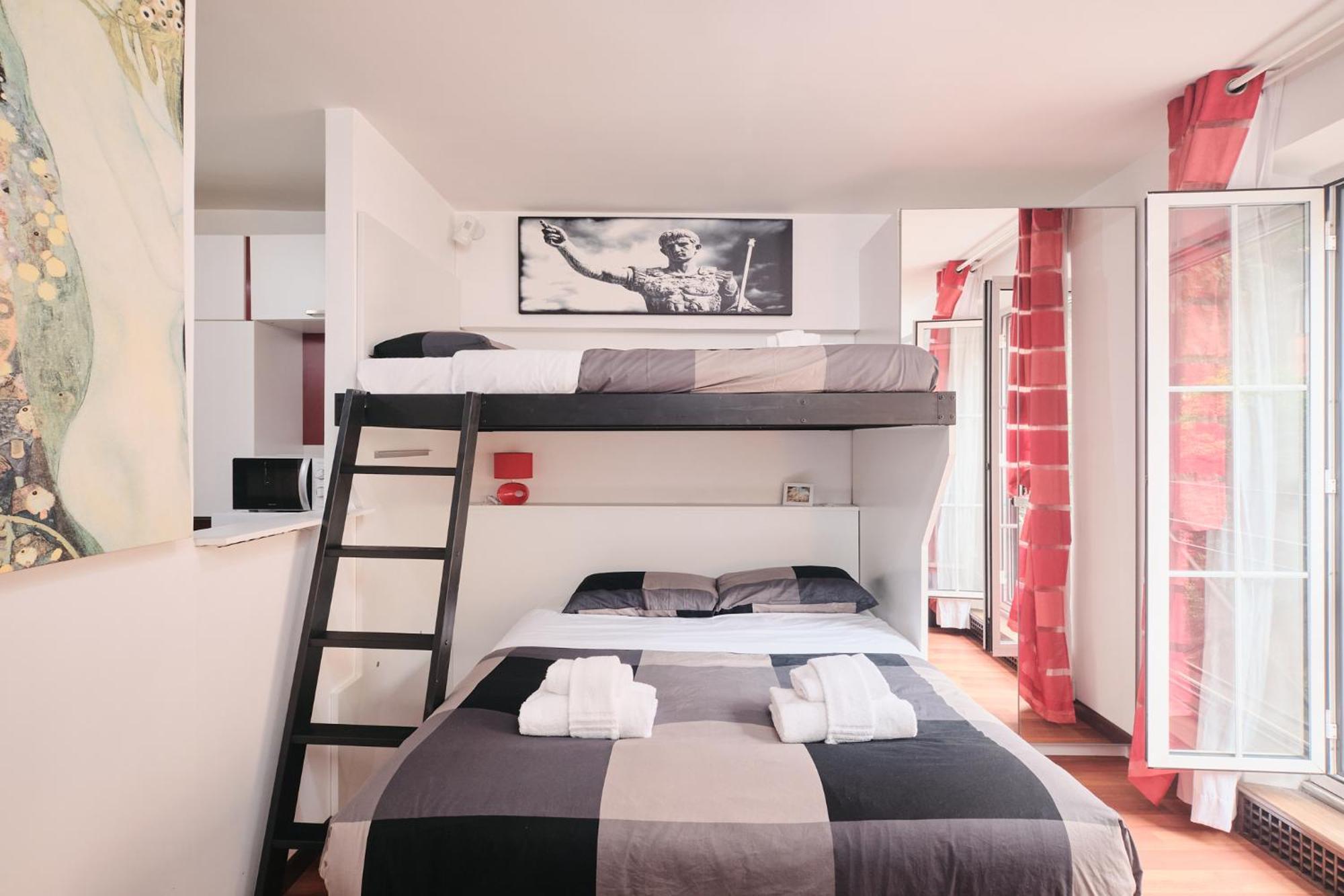 Trastevere- Flat Con Giardino, Ac, Wi-fi & Netflix * Rome