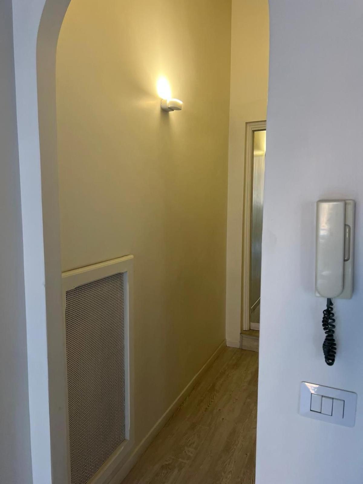 Cappuccini House Apartment Rome