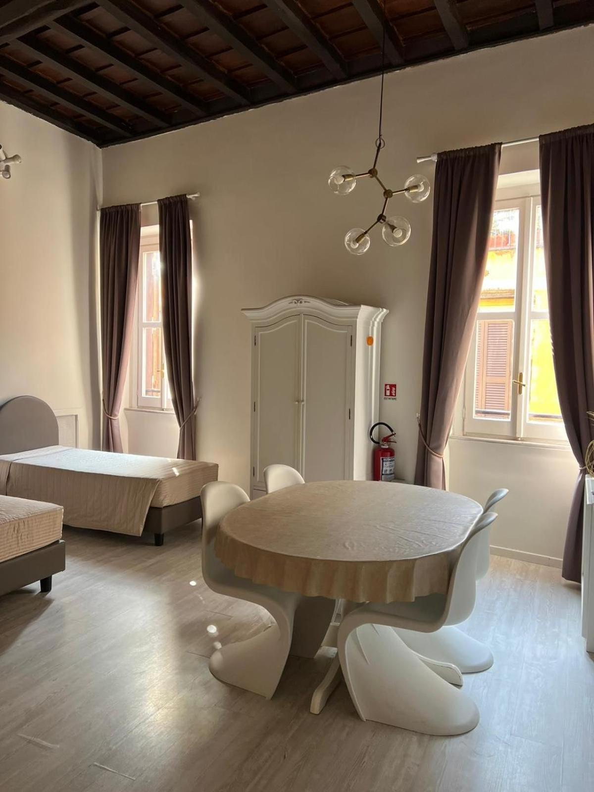 Cappuccini House Rome