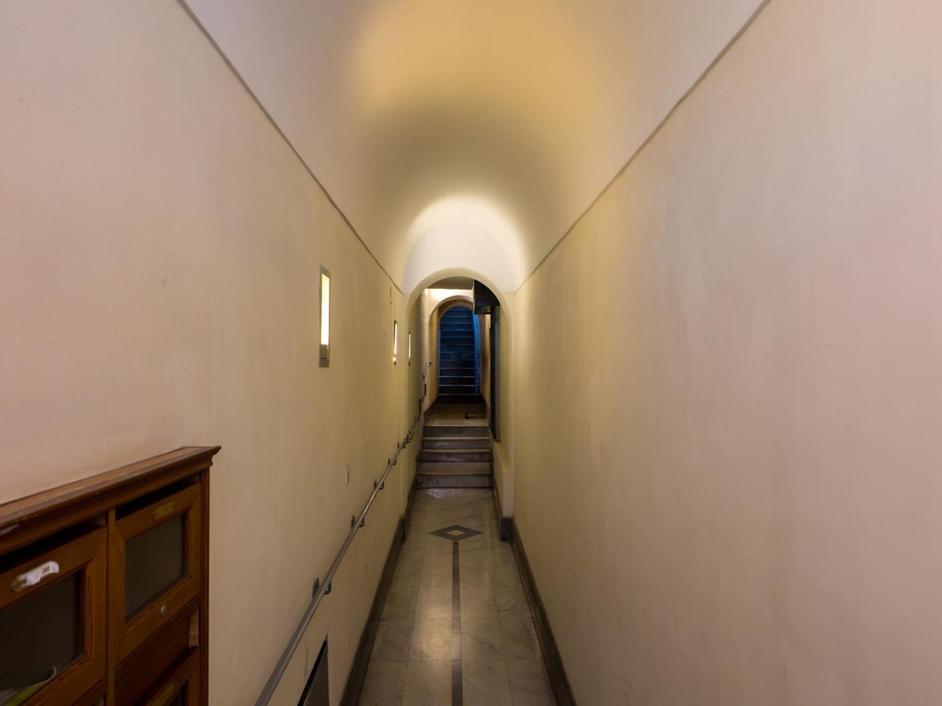 The Rent - Charming Two-bedroom Near The Vatican * Rome
