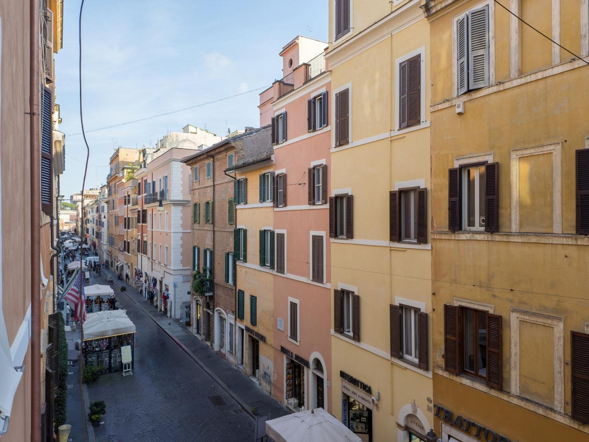 The Rent - Charming Two-bedroom Near The Vatican Apartment Rome