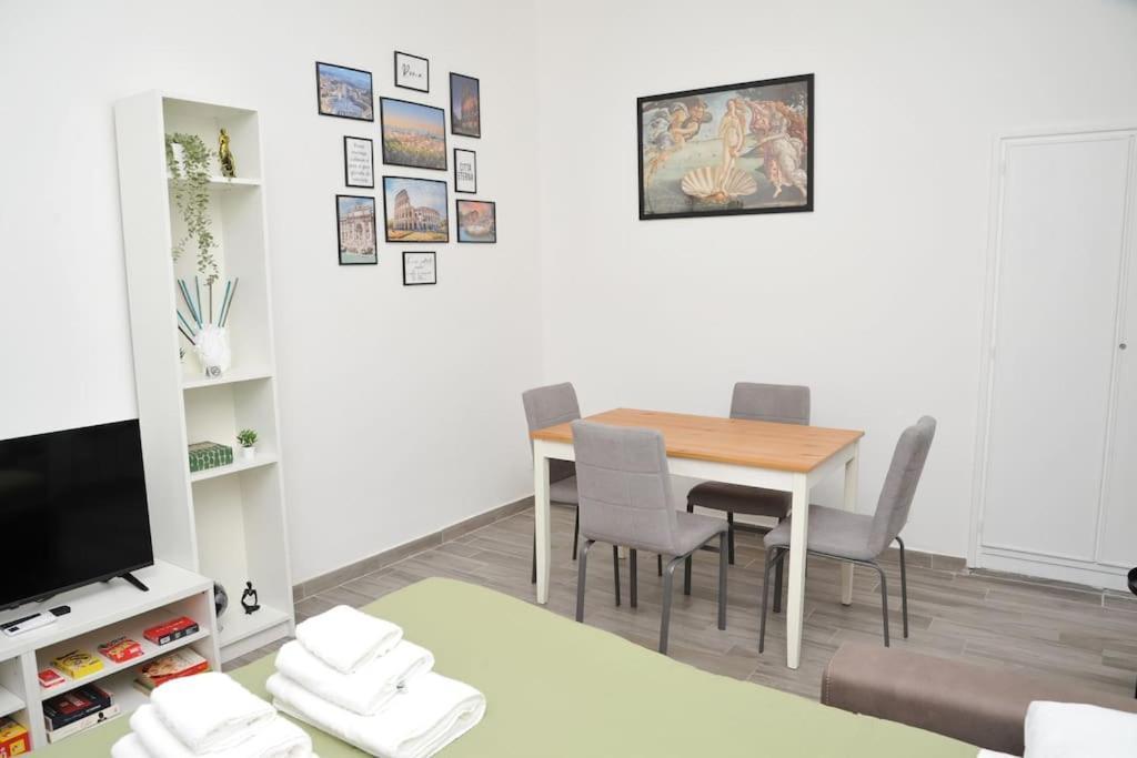 Casafrodite - San Saba - * Rome