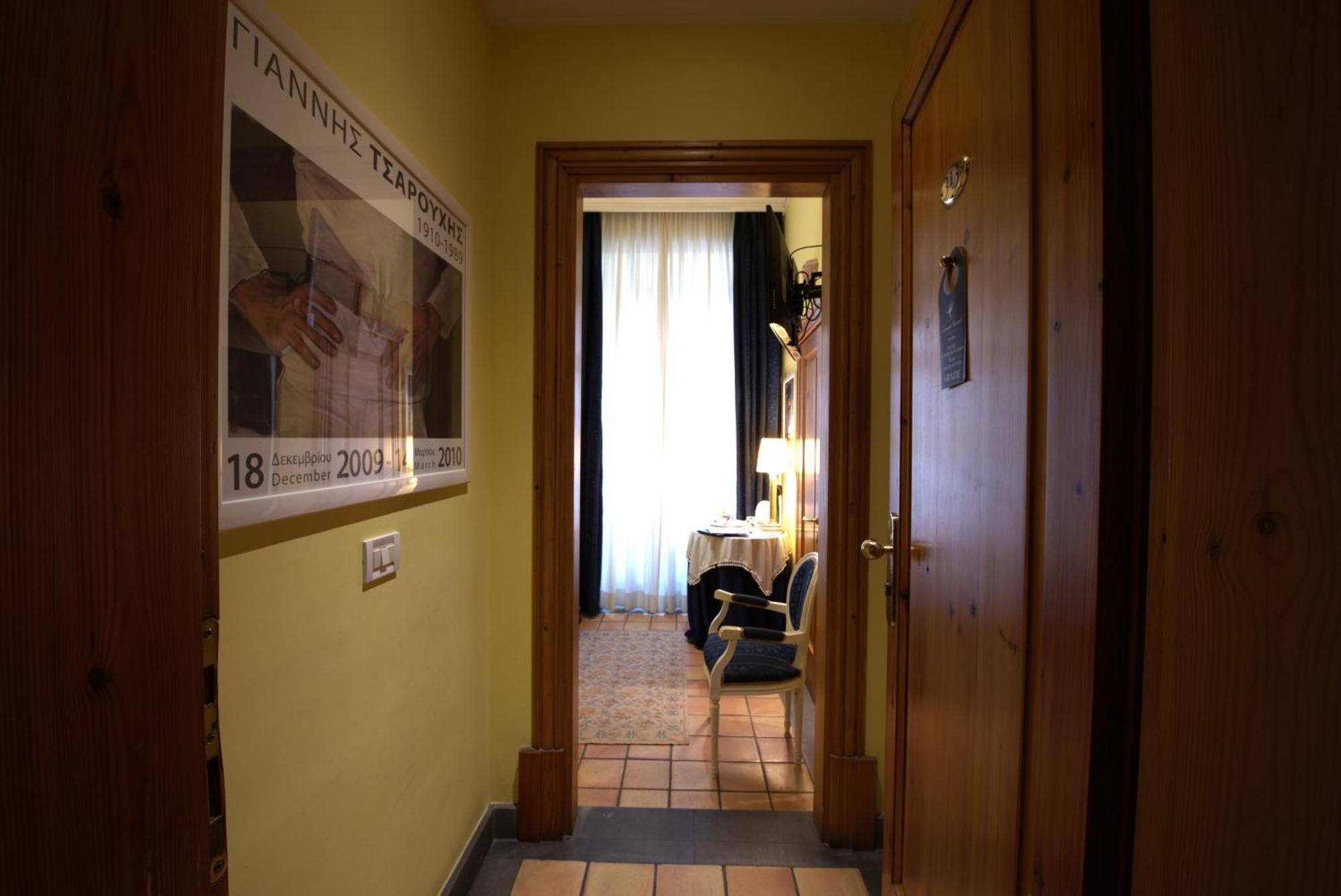 Hotel Cairoli 4*