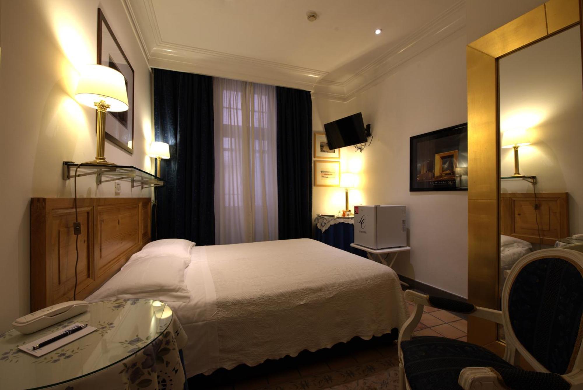 Cairoli Hotel Rome