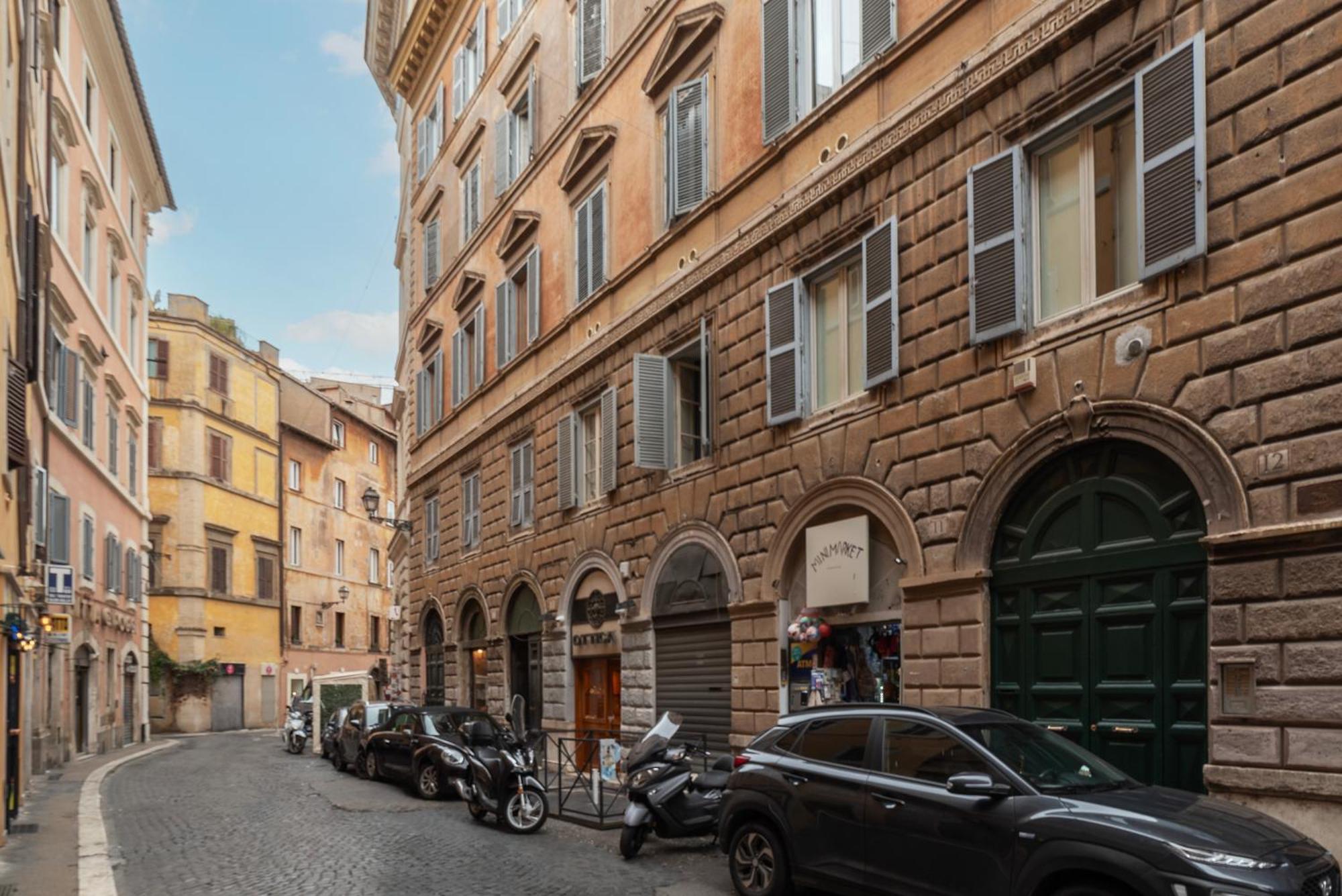 Appartamento Via Del Pie Di Marmo Private