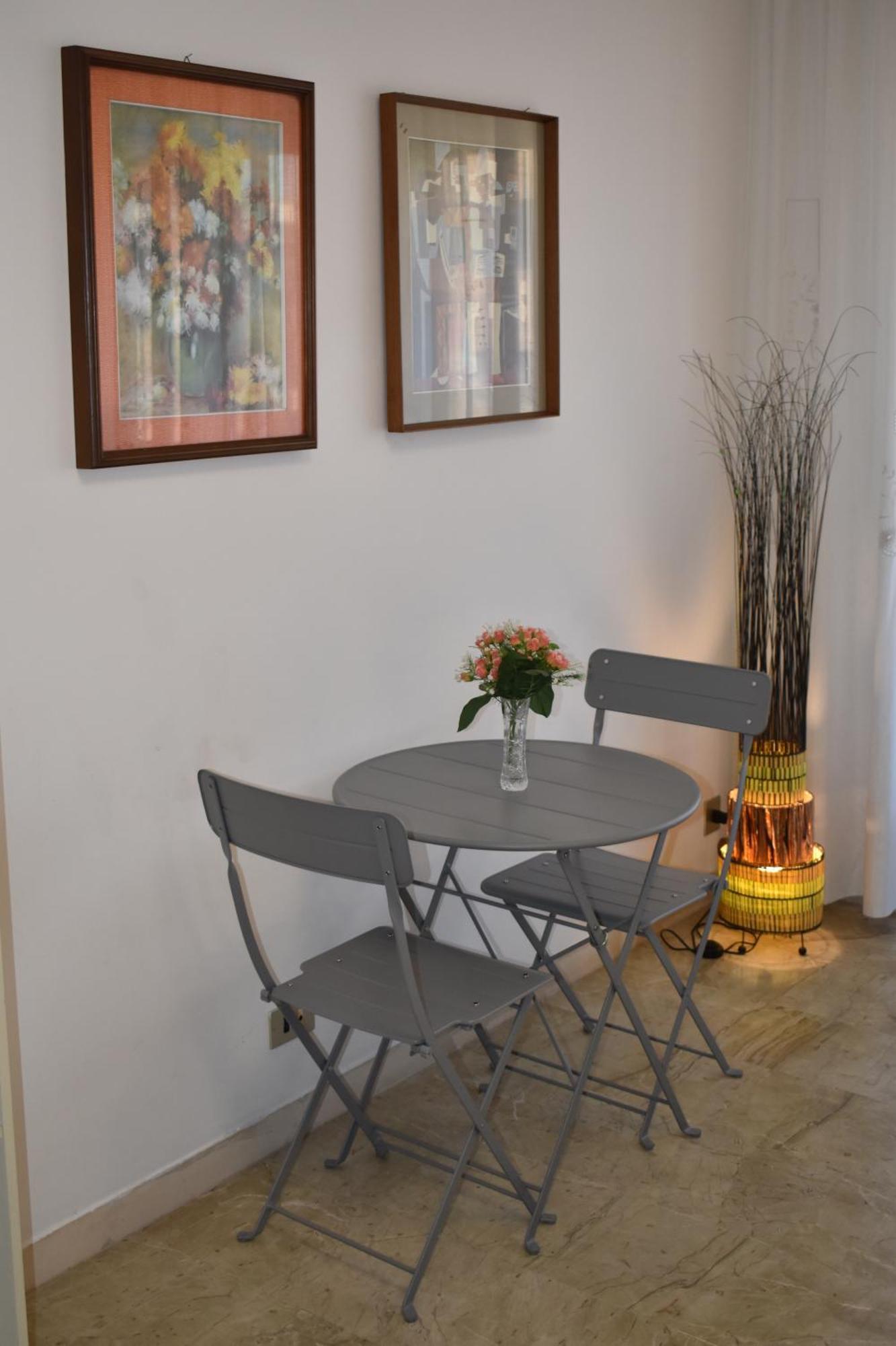 Apartment Vacanze Romane *