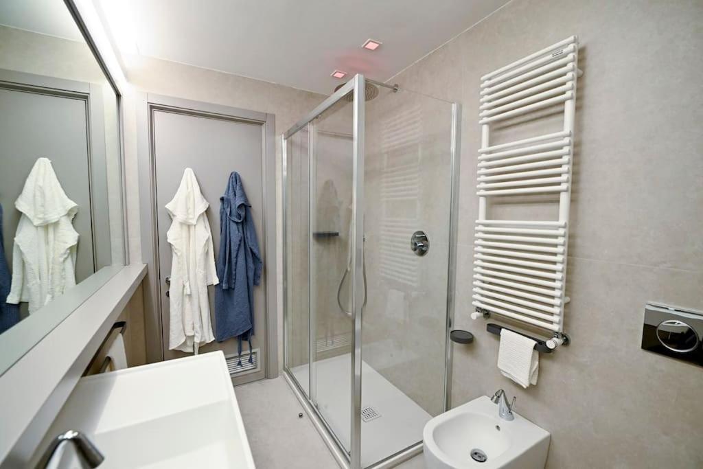 Dolce Apartment *