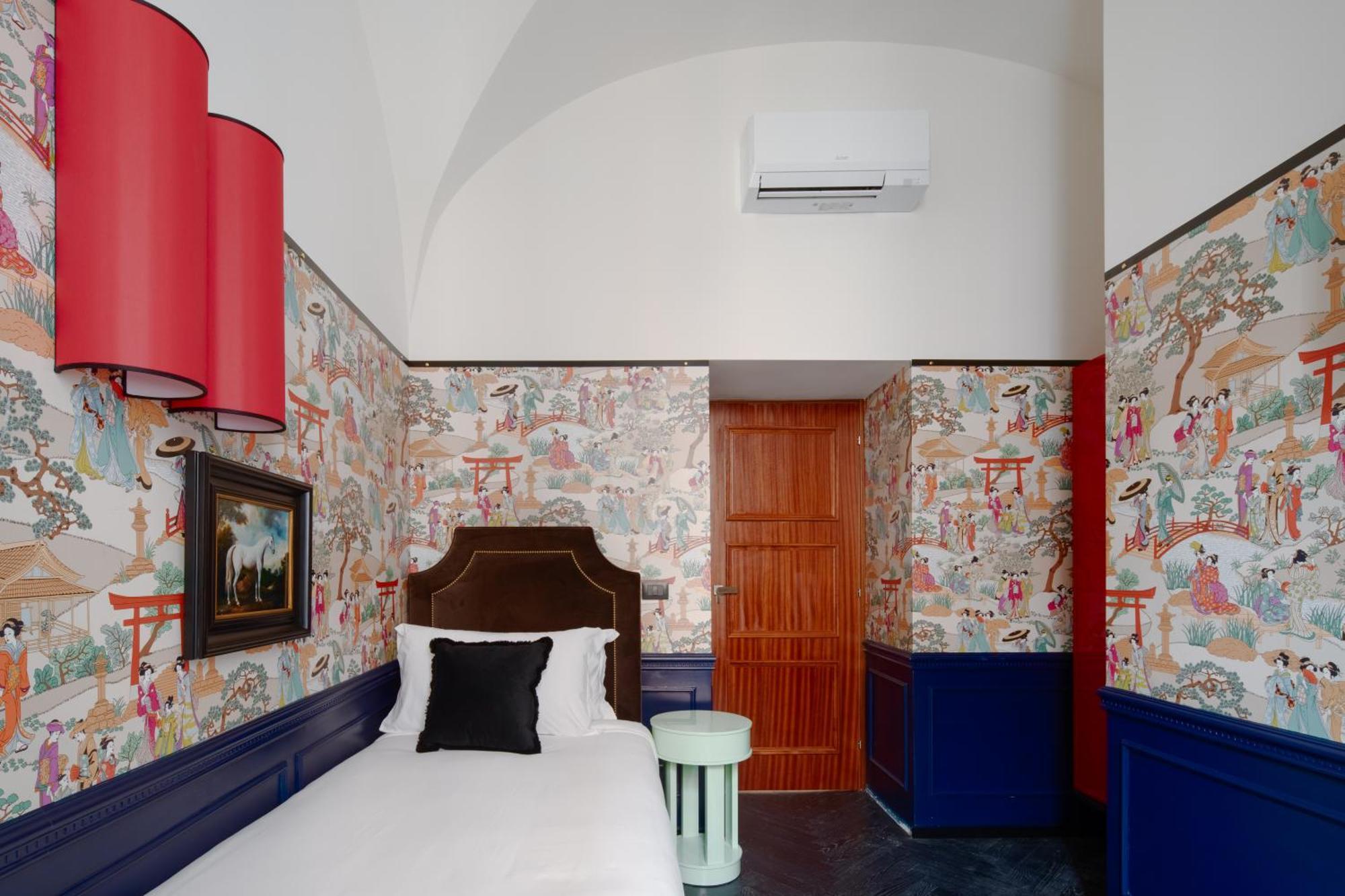 The Couper Condotti Hotel Roma