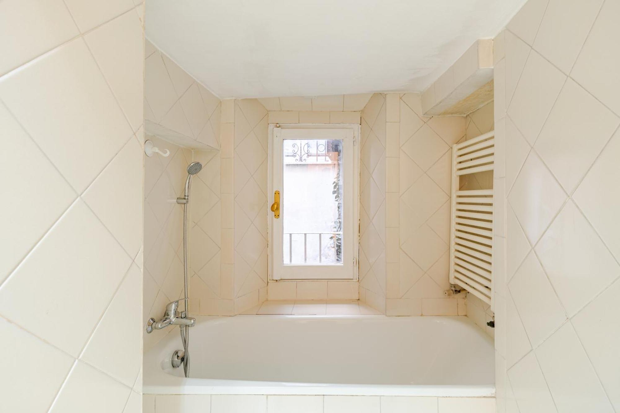 Casa Storica 4bdr Con Terrazza A Campo De Fiori Appartamento