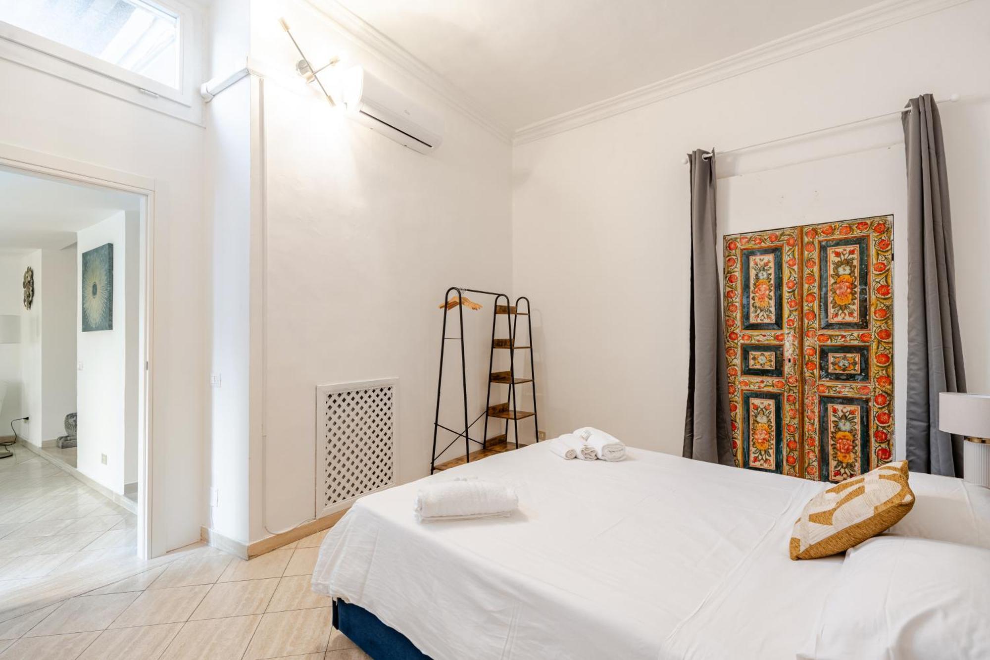 Casa Storica 4bdr Con Terrazza A Campo De Fiori *