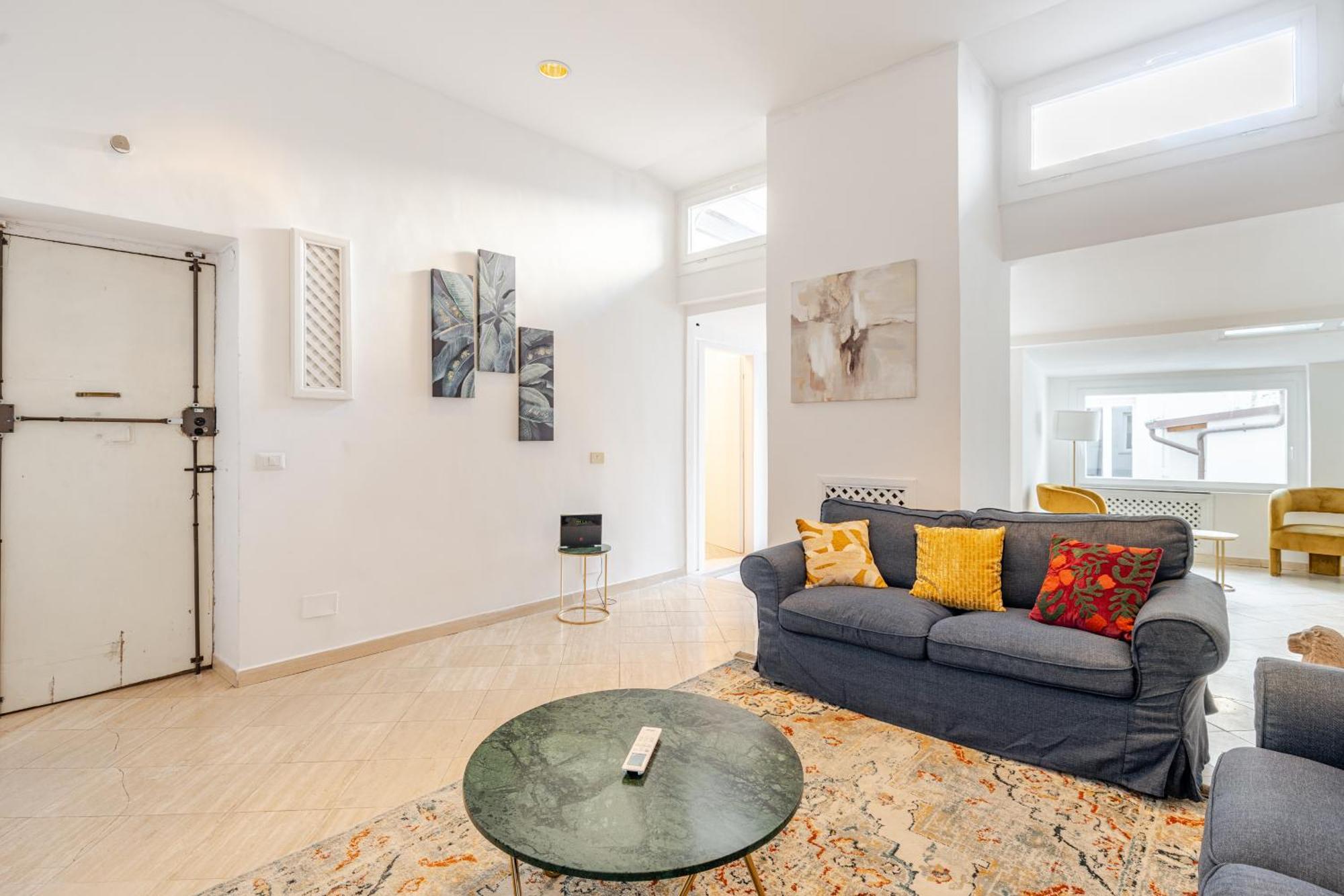 Casa Storica 4bdr Con Terrazza A Campo De Fiori