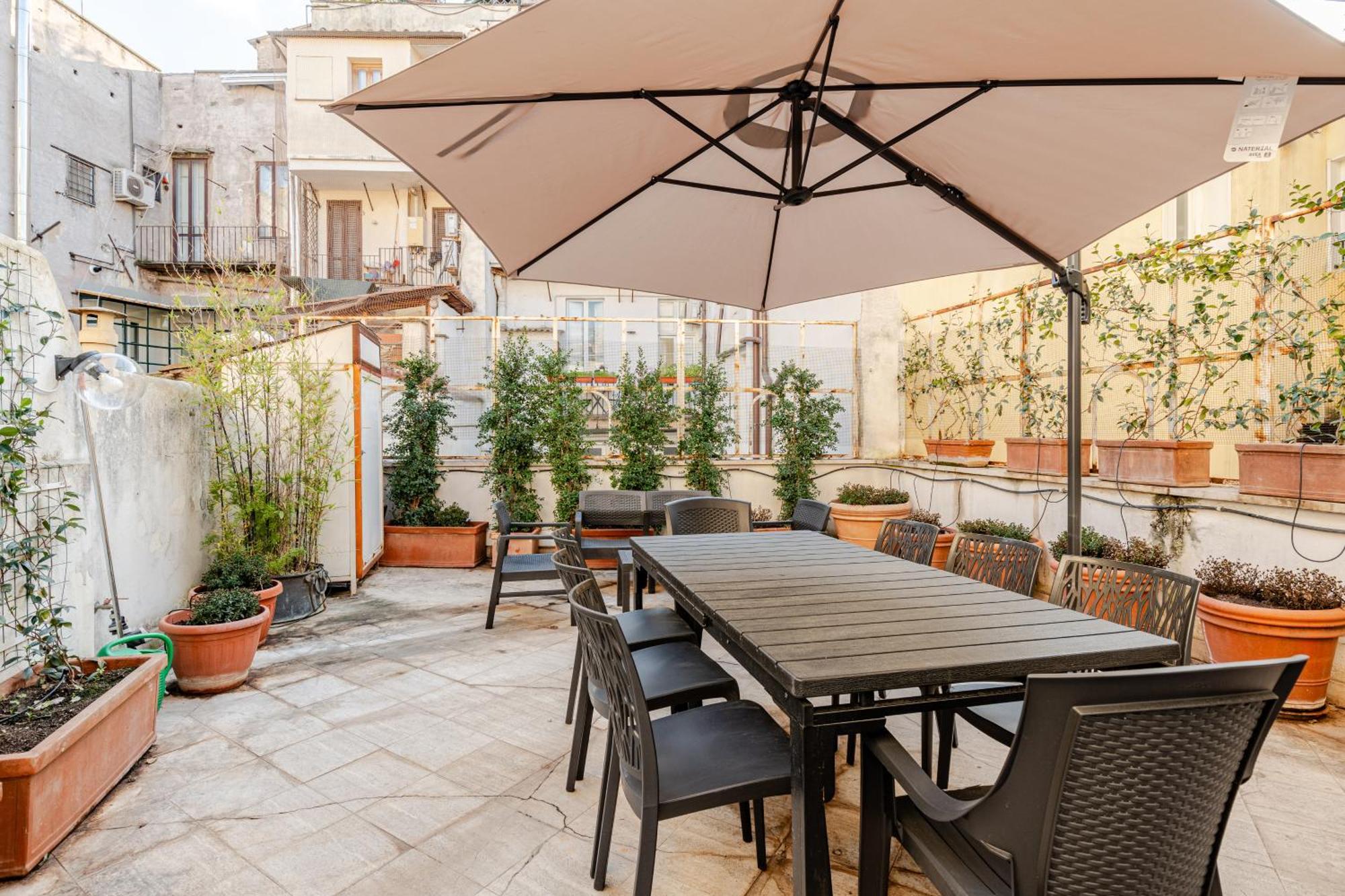 Casa Storica 4bdr Con Terrazza A Campo De Fiori Appartamento