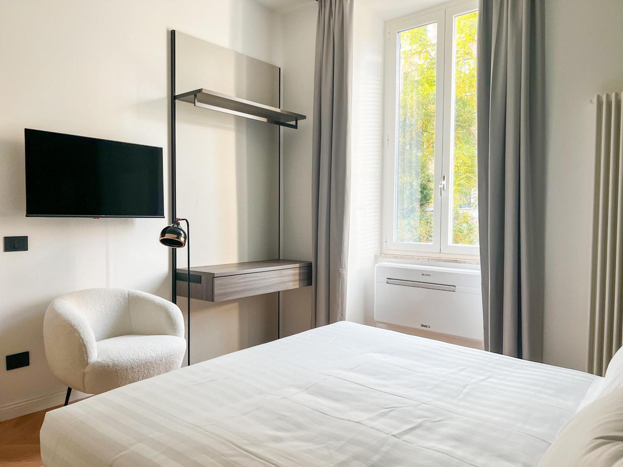 Vatican Boutique - 2 Bedroom - Trilocale *