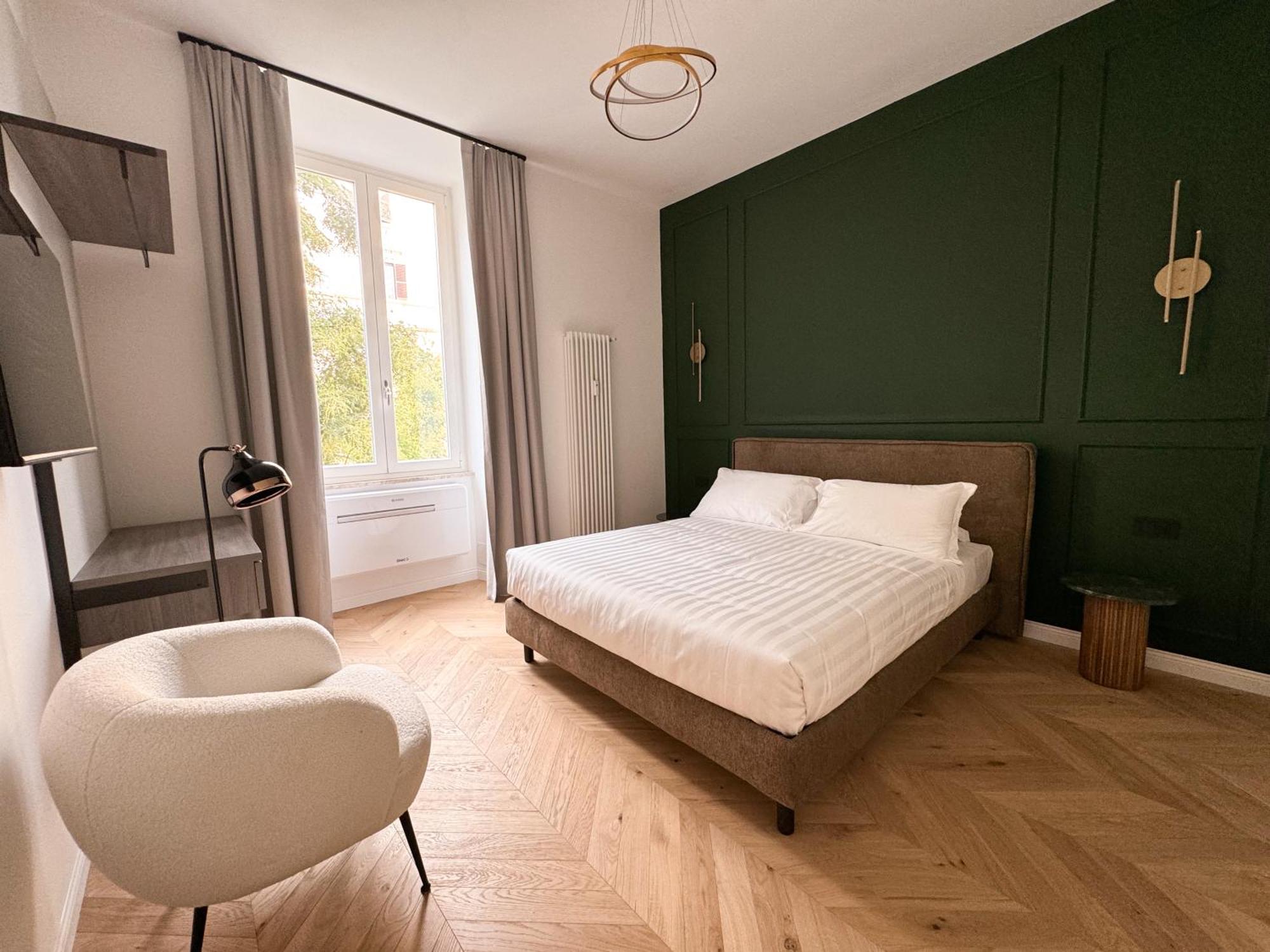Vatican Boutique - 2 Bedroom - Trilocale Apartment