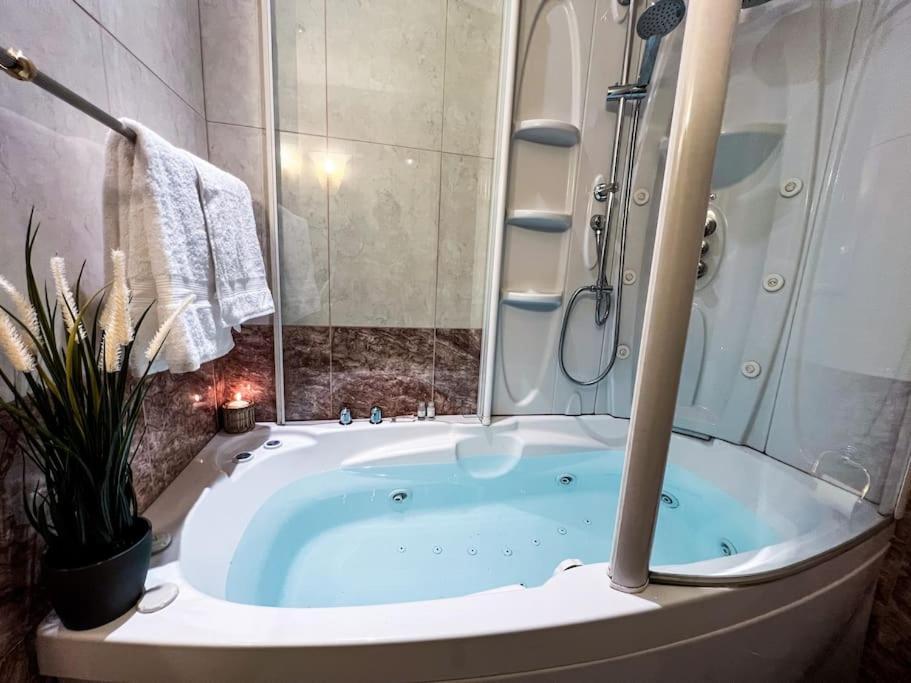 Apartment Trastevere White *