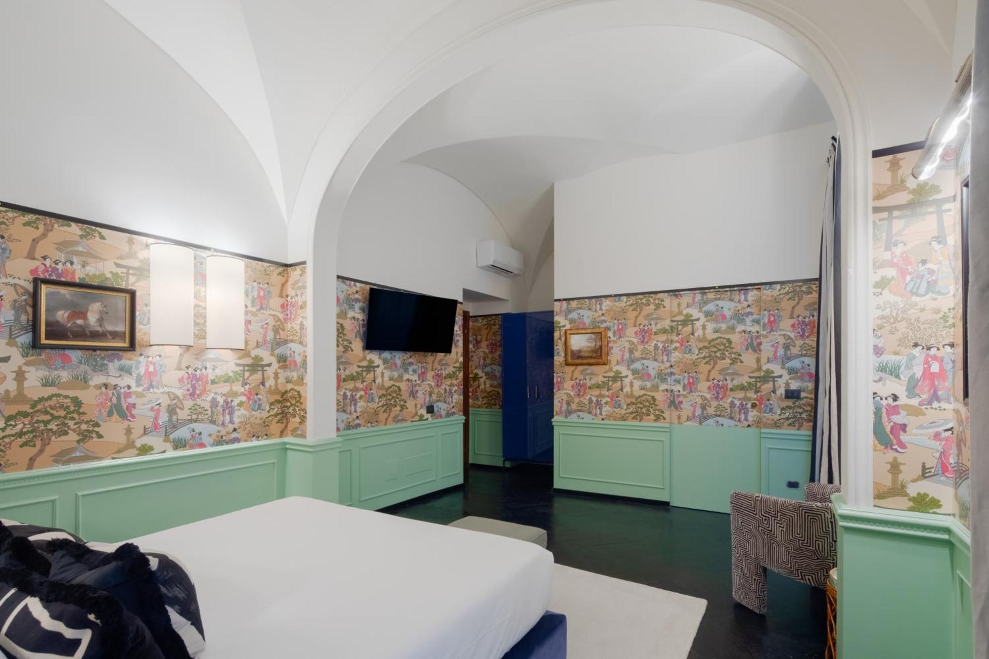 The Couper Condotti Roma
