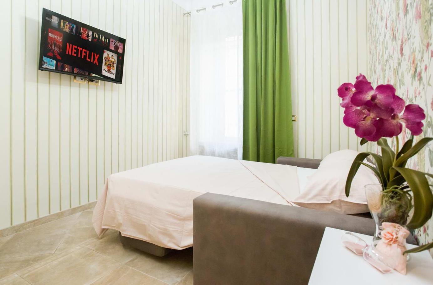 Glatimia -your In The Heart Of Roma