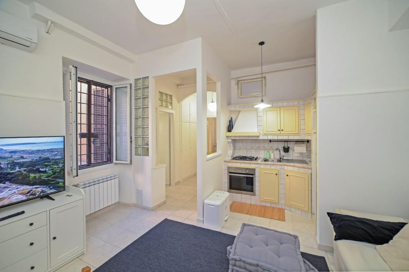 Apartment Lucia Ponte Milvio Rome