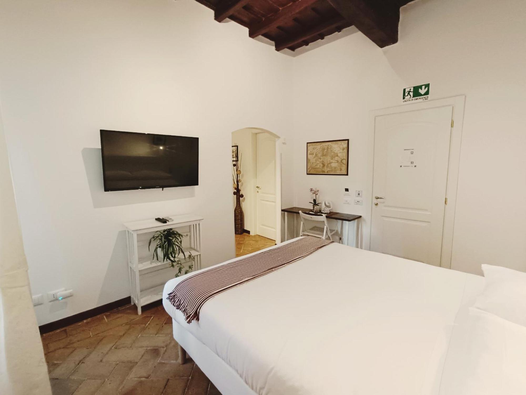 Piccolo Trevi Guest house 3*