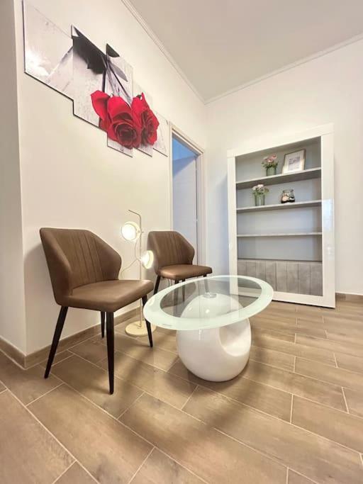 Sweet House A - Tor Vergata Metro C Apartment *