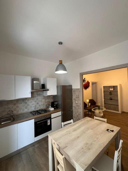 Apartment Sweet House A - Tor Vergata Metro C