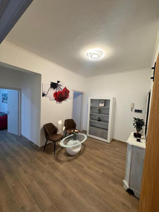 Sweet House A - Tor Vergata Metro C Apartment *