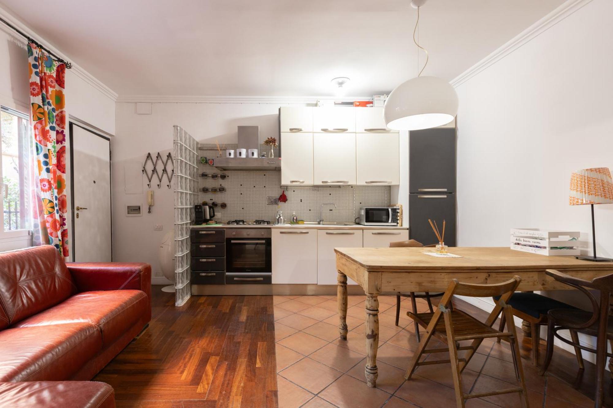 Elegant In Trastevere Apartment