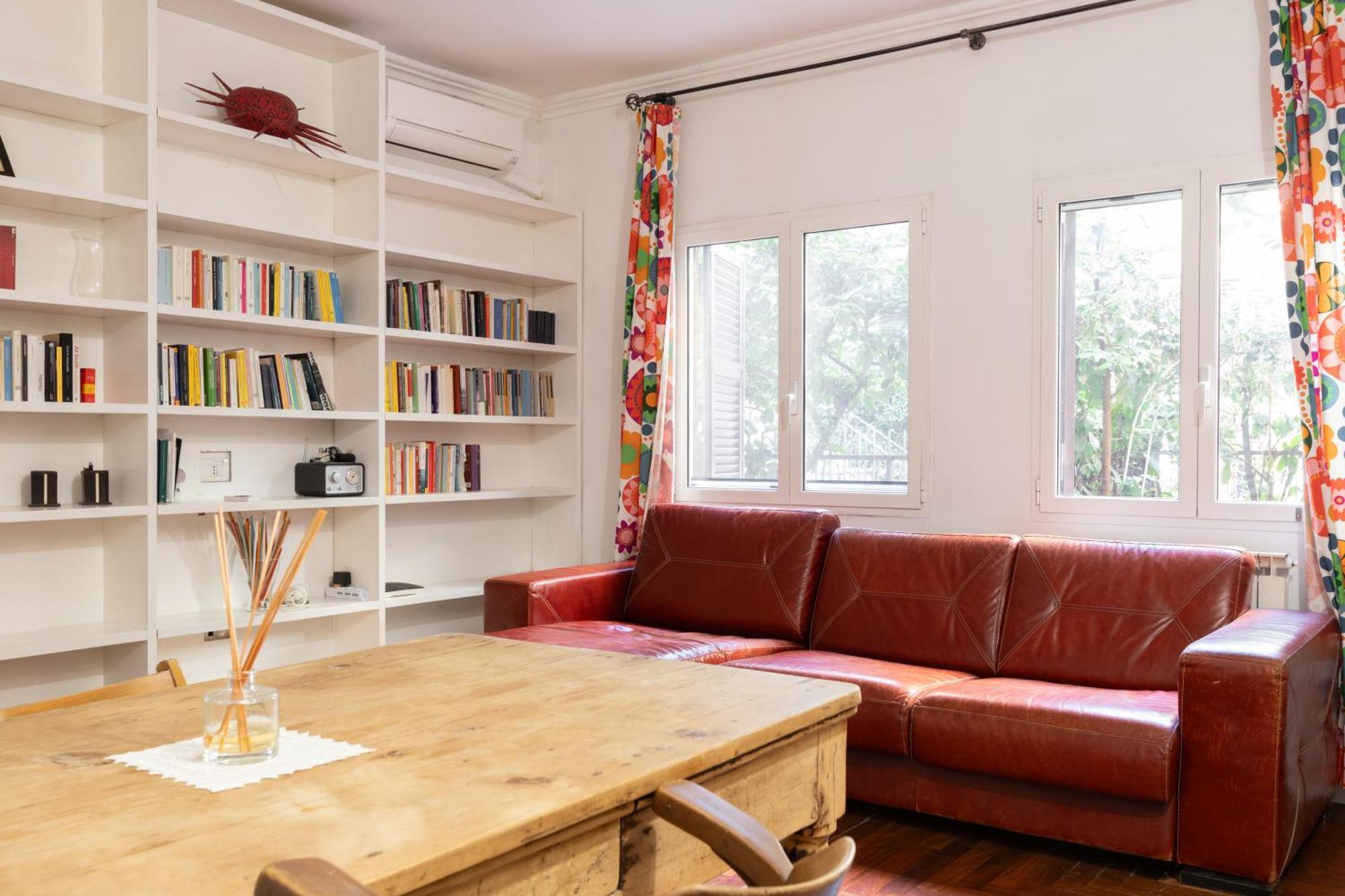 Elegant In Trastevere Apartment *