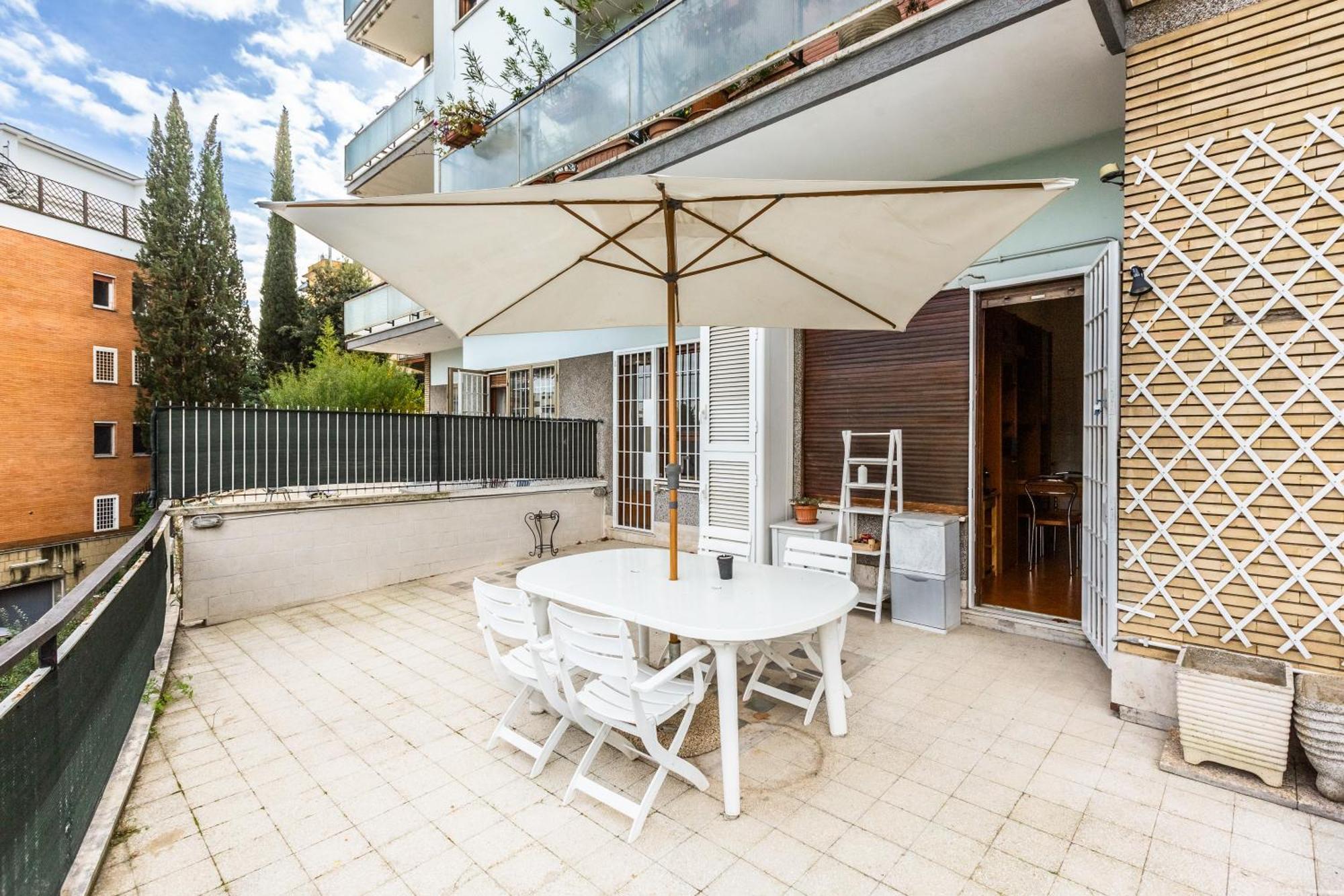 Zaira Terrace
