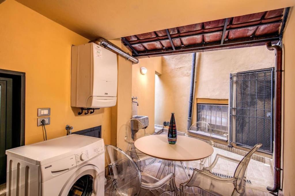 Colosseum House Apartment *