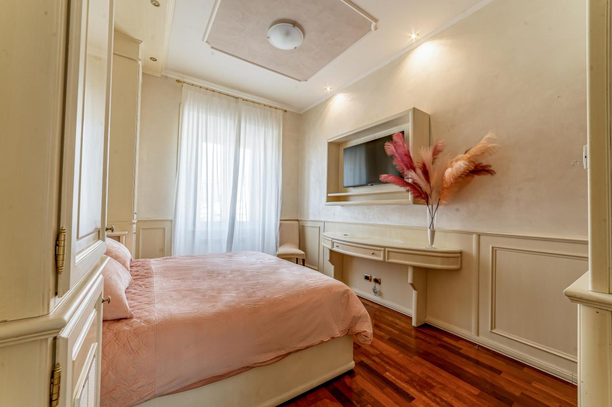 Downtown Luxury - Termini Train Station Bed & Breakfast *